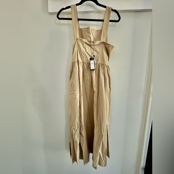 NWT Tommy Hilfiger - Sleeveless Belted Midi Dress - Picture 4 of 6